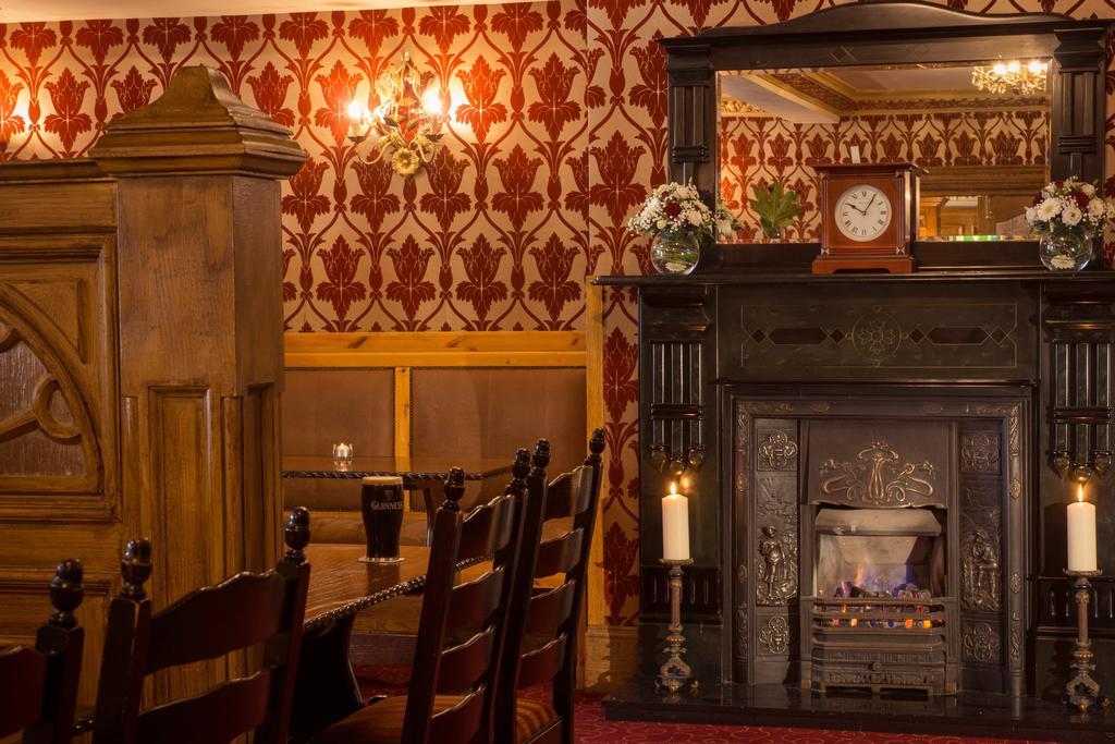 Meadow Court Hotel Loughrea Esterno foto